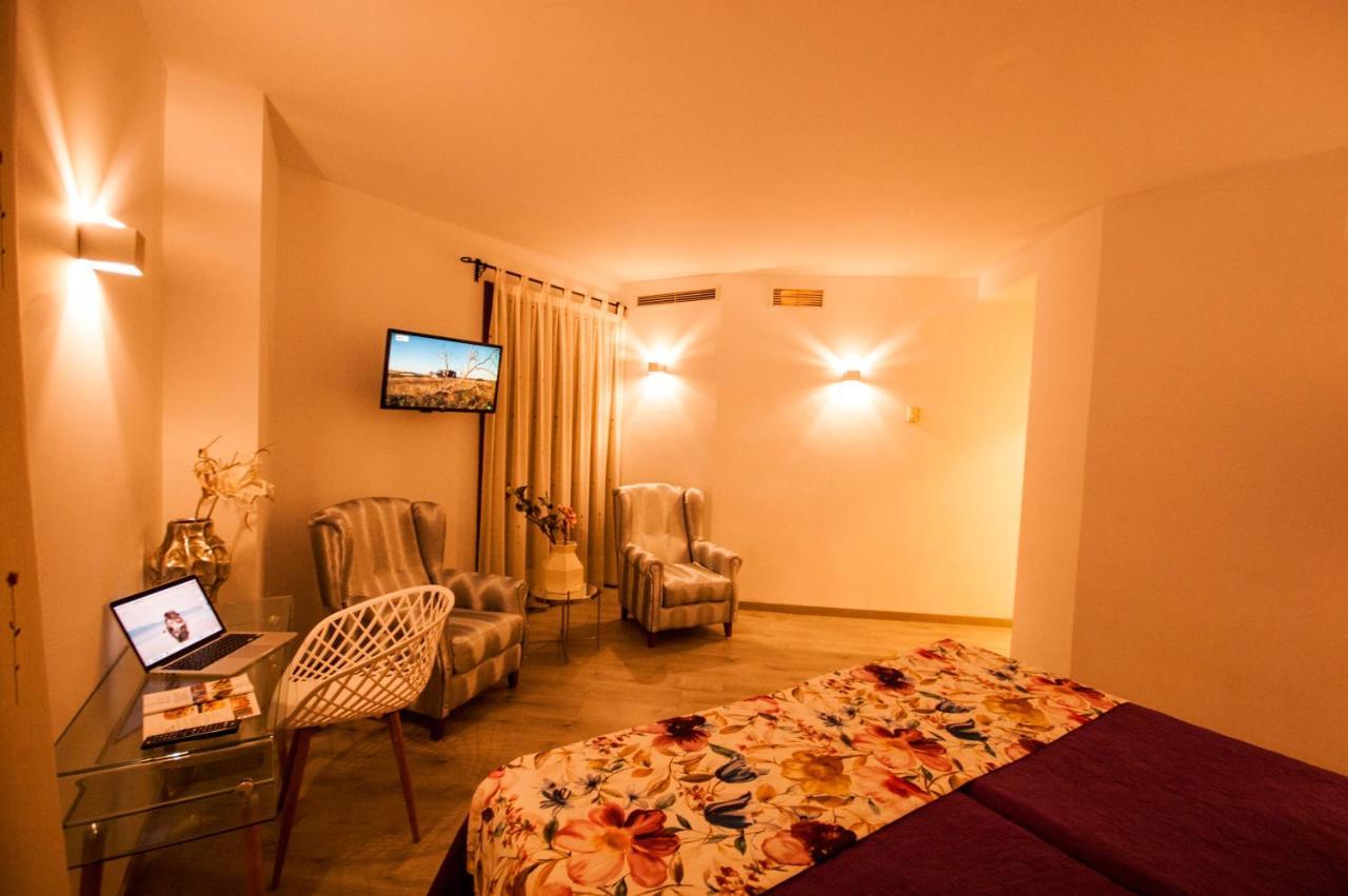 Hotel Hc Zoom Pozoblanco Exterior photo